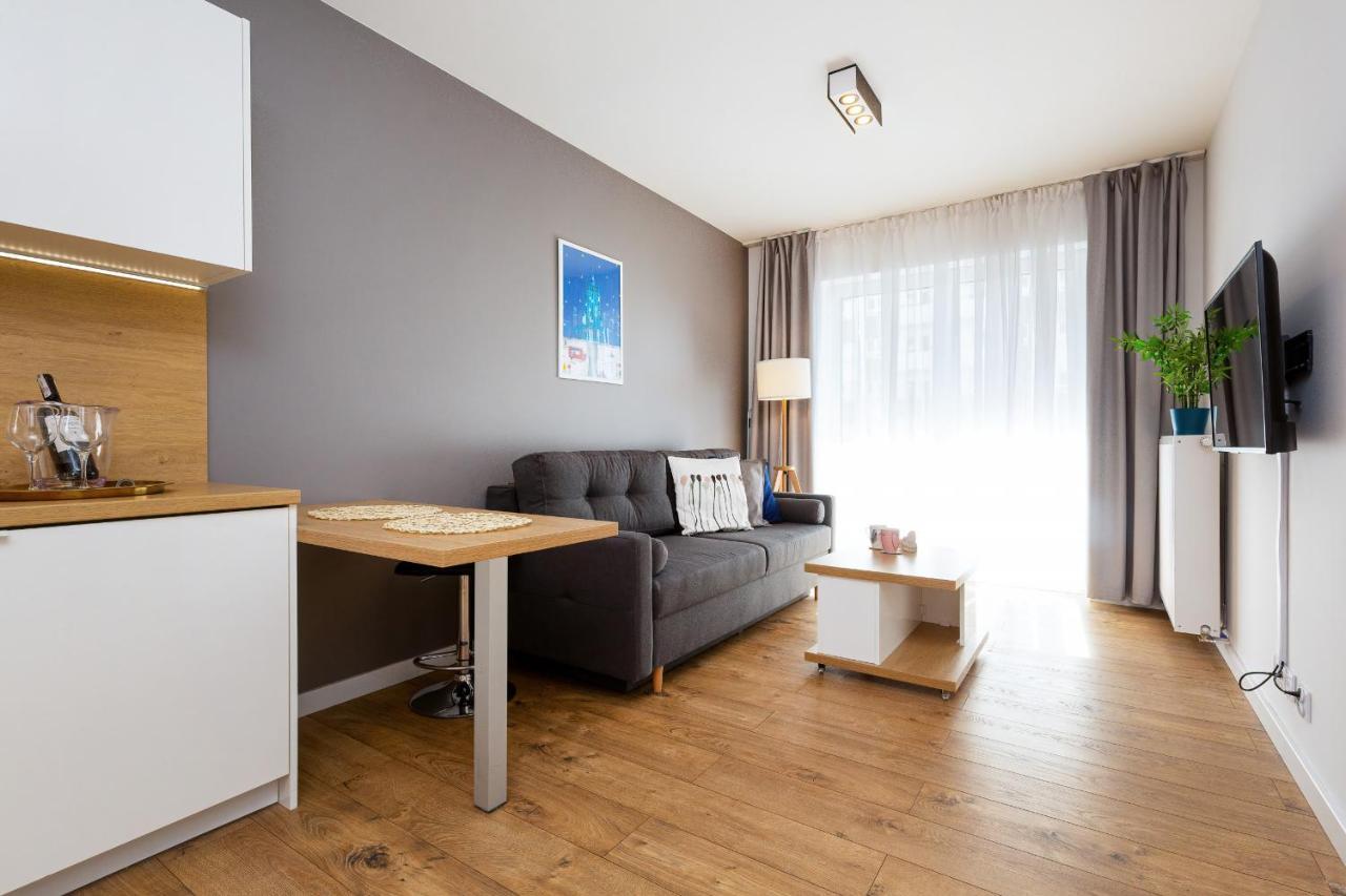 Apartments Parks Of Warsaw By Noclegi Renters Esterno foto